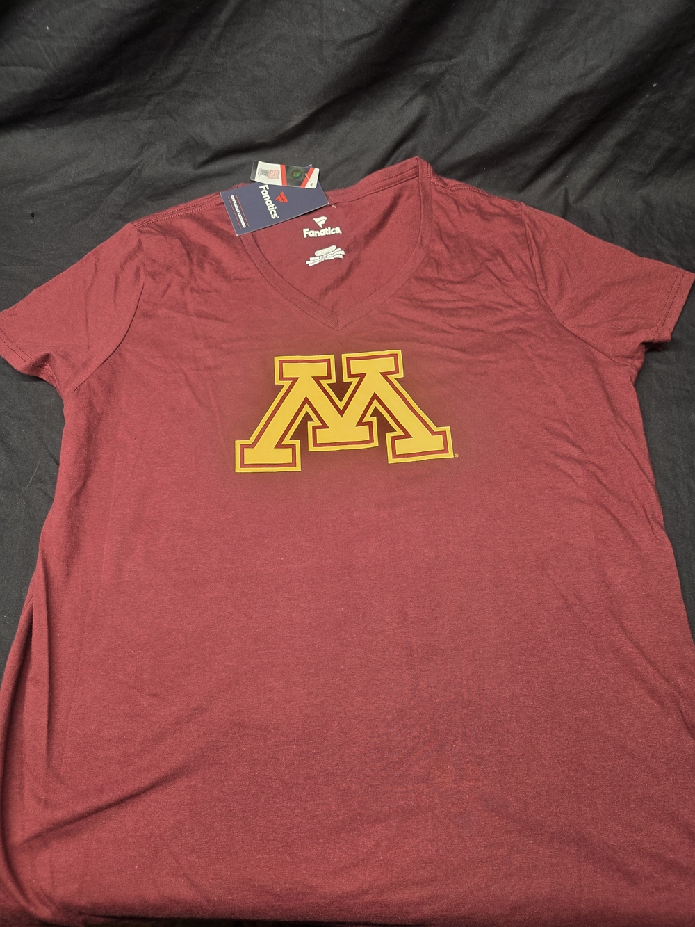 Women's Fanatics Minnesota Golden Gophers V-Neck T-Shirt XL Maroon Gold NWT